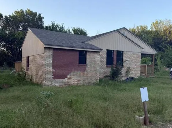 4517 SE Idell Dr, Moore, OK 73165