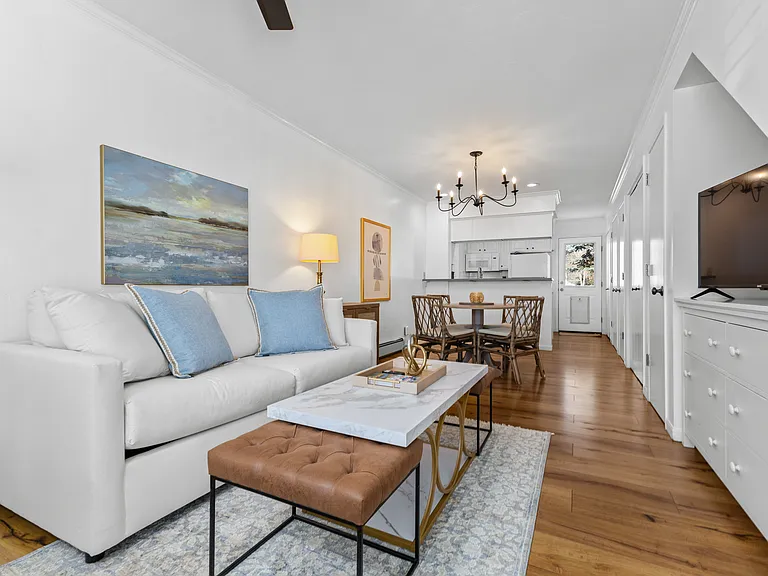 Living Area | Modern Interior