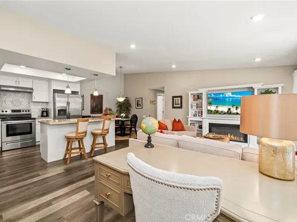 1 Via Castilla Unit Q, Laguna Woods, CA 92637
