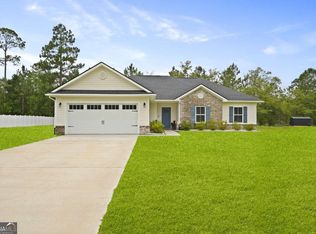 172 Taylor Creek Dr NE, Ludowici, GA 31316