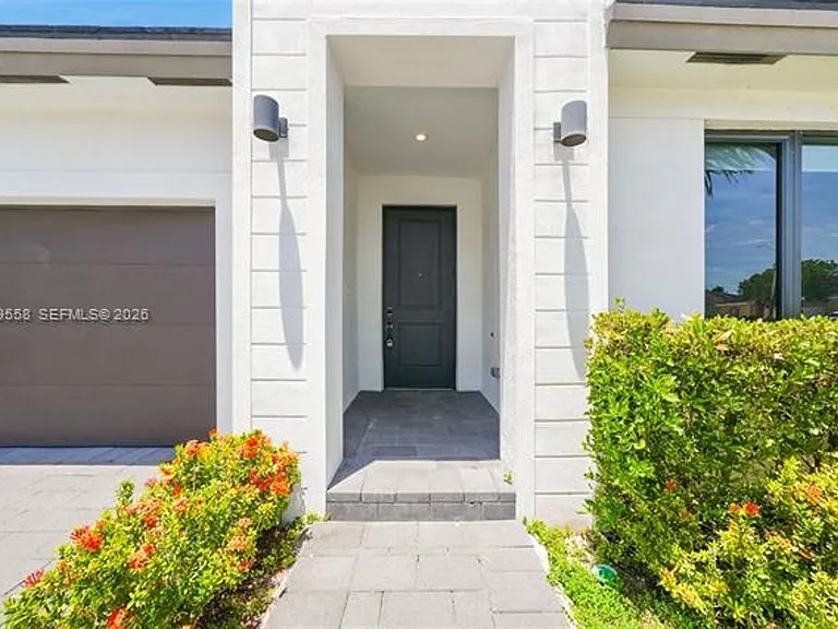 23206 SW 108th Ave #0 — Photo 7