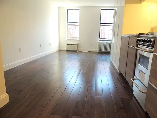 Rented by J Misrahi Realty Corp | media 2