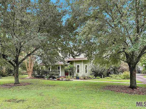 2nd image of 18495 Hope Villa Dr