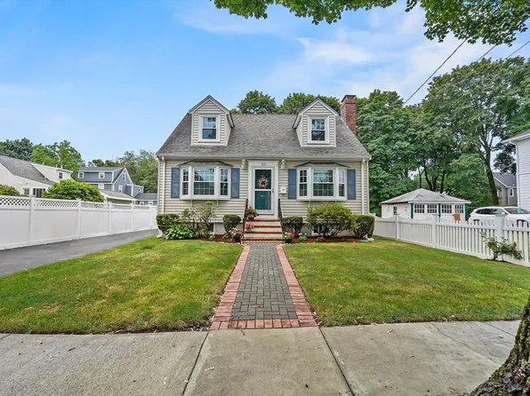 23 Grafton St, Wakefield, MA 01880