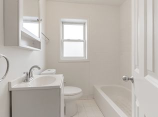 2914 W Berwyn Ave #2, Chicago, IL 60625