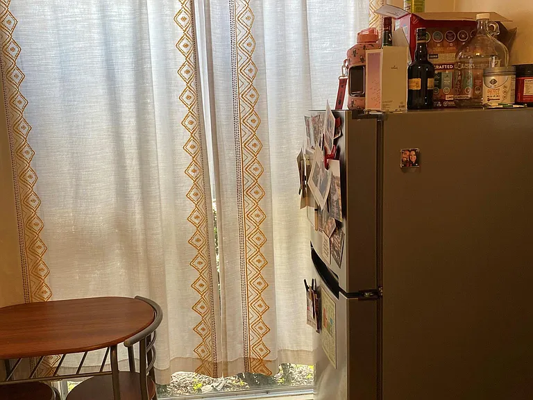 4974 Santa Monica Ave — Photo 12