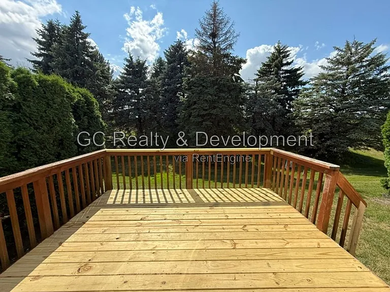 74 Odyssey Dr — Photo 29