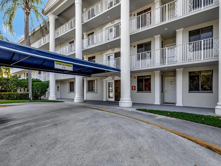 2741 Village Blvd #104 — Photo 32