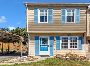 102 Stonegate Dr, Frederick, MD 21702