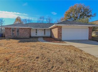 1316 Mesa Dr, Fort Smith, AR 72908