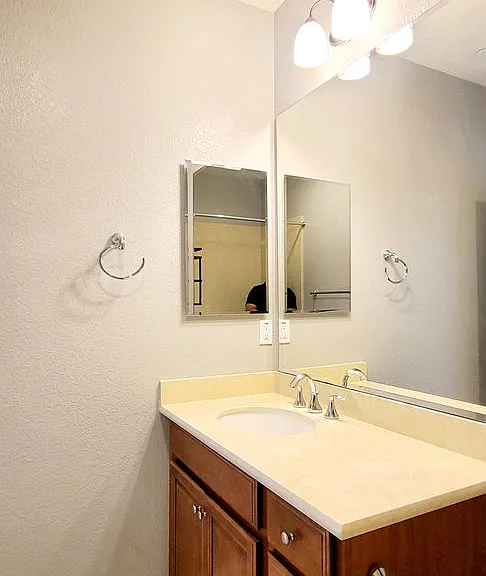 2804 Christensen Ln — Photo 36