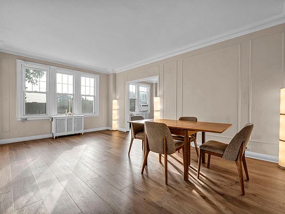 4th image of 144 N Dithridge St APT 301