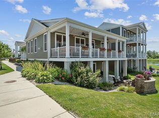 146 Suntan Way, Saint Charles, MO 63301