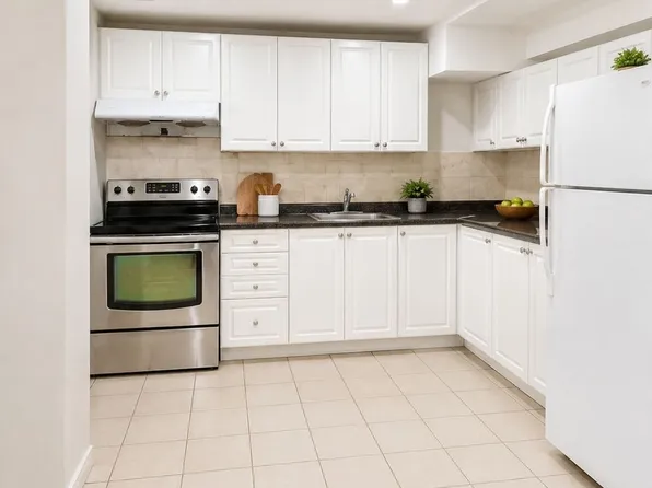 35 Casemore Rd, Toronto, ON M1X 1J3