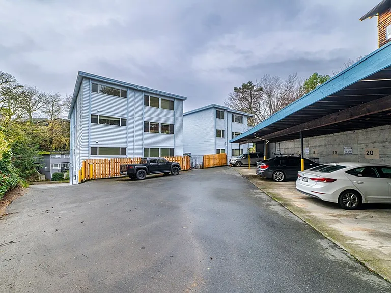 7060 Lincoln Park Way SW — Photo 14