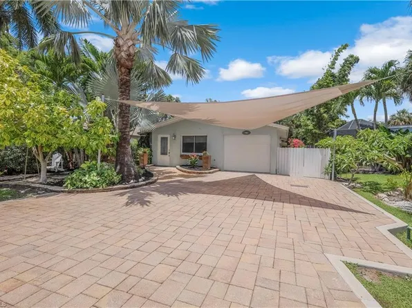 791 96th AVE N, NAPLES, FL 34108