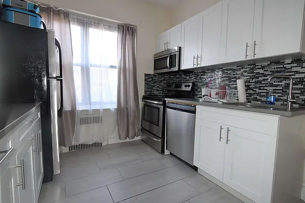 Rented by Zuz Realty | media 11