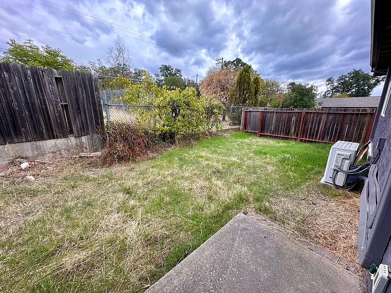 1397 E Cypress Ave — Photo 15