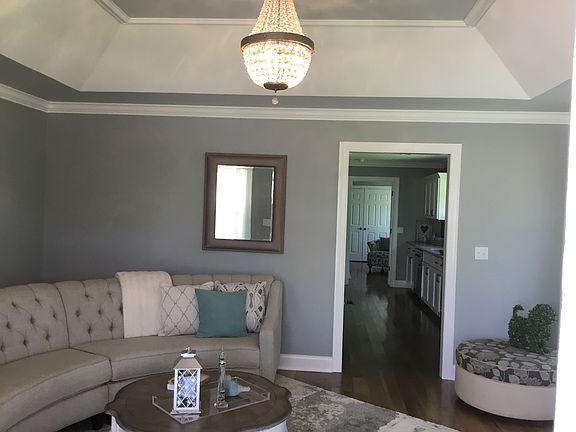 4th image of 4520 Yorkshire Ln