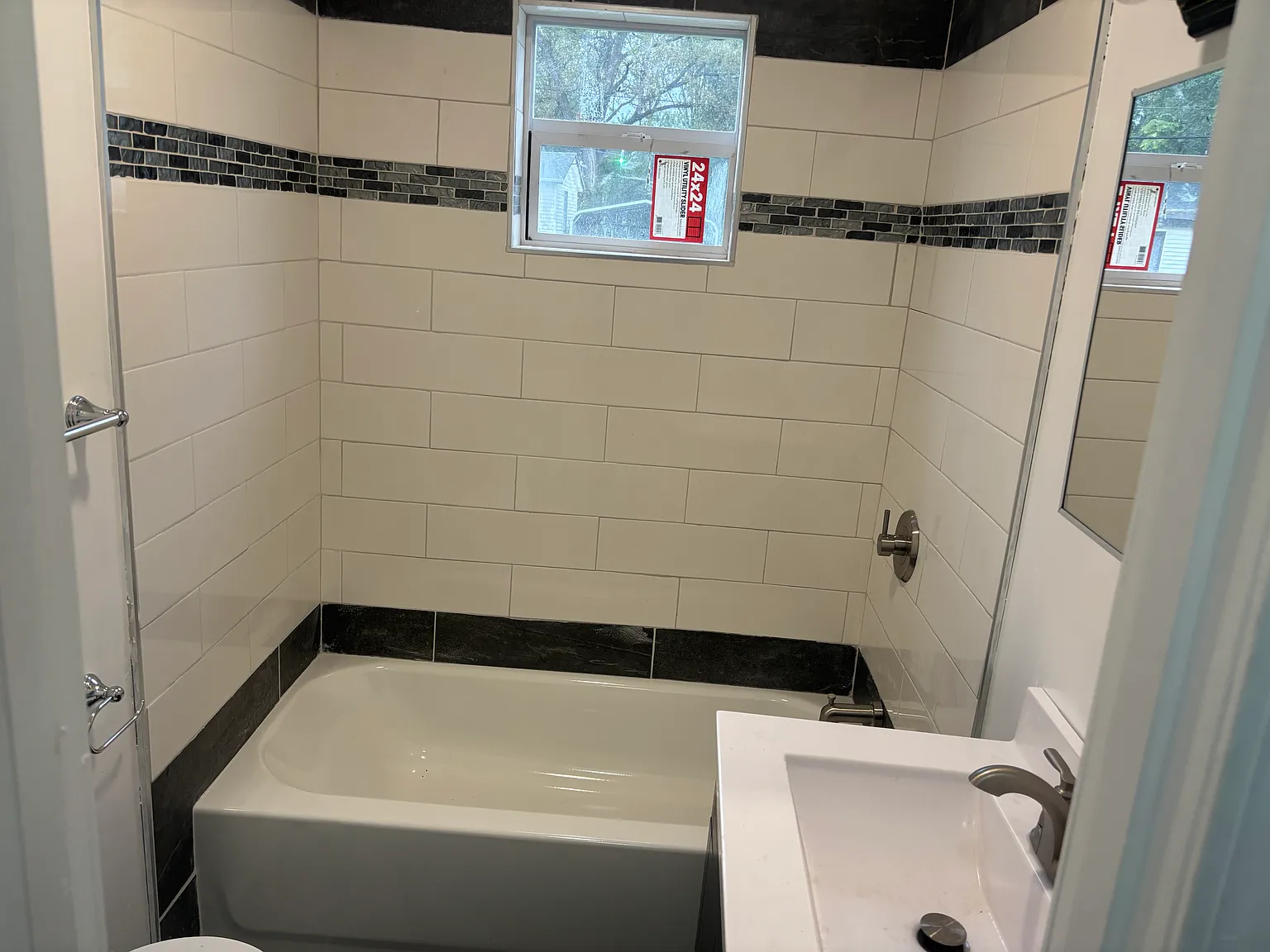 2 bed, 720 sqft, $1,250 — Photo 4