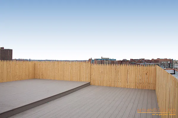 Rented by aptsandlofts.com | media 14