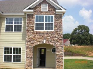 116 Nizzear Ln, Carrollton, GA 30117