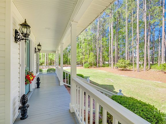 5th image of 5012 Old Groveland Road
