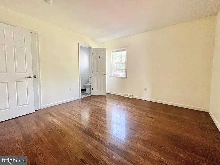 19 Hickory Ln — Photo 14