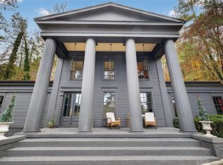 2525 Spalding Dr, Sandy Springs, GA 30350