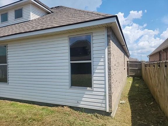 3rd image of 6881 Delta Ridge Ave