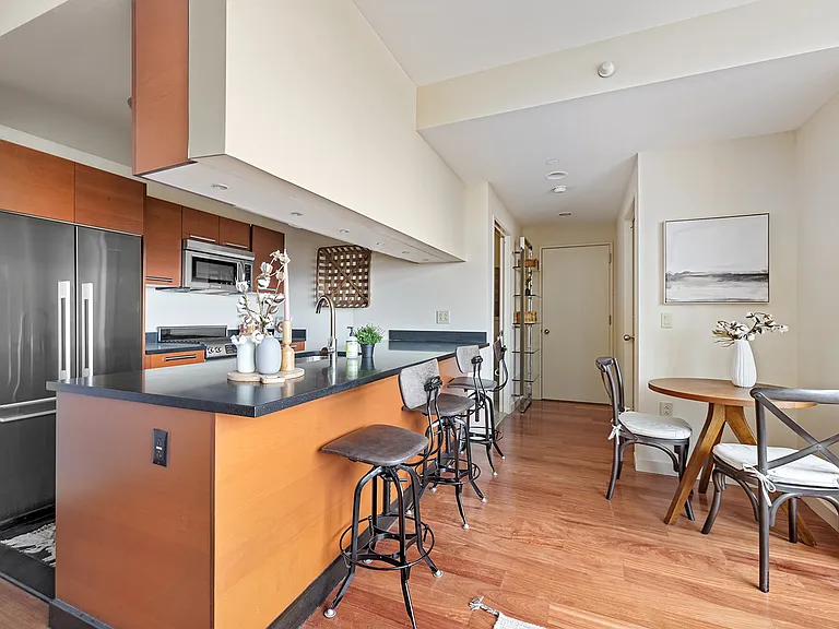 1485 5th Ave #19D — Photo 3