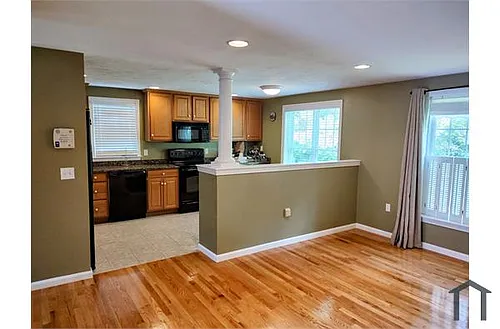 7 Newbury Dr #7 Photo 1 7 Newbury Dr #7 Photo 1