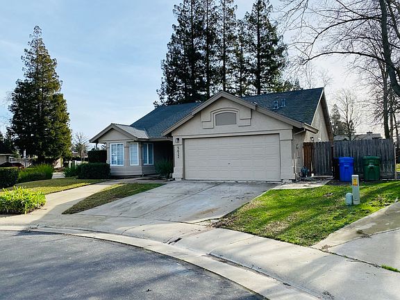 2nd image of 5622 Laguna Park Dr