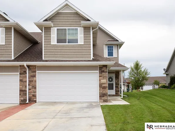 8342 Flintlock St, Lincoln, NE 68526