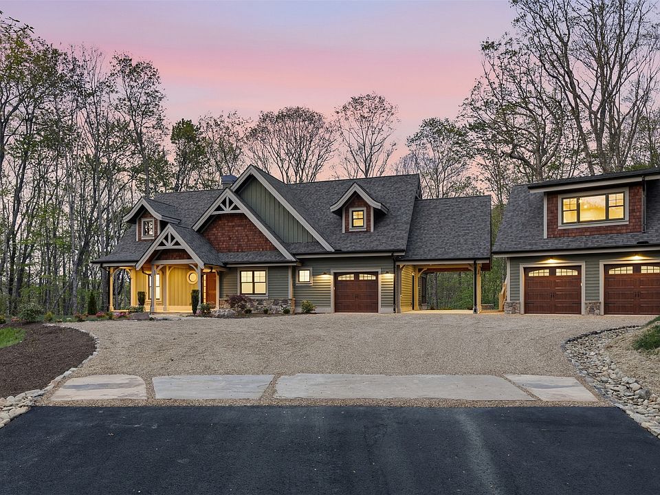 1st image of 826 New Settlers Way