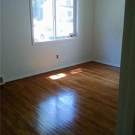 3rd image of 37274 Centennial Ave