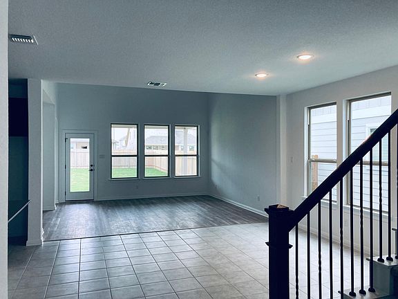 2nd image of 110 White Aster Ct