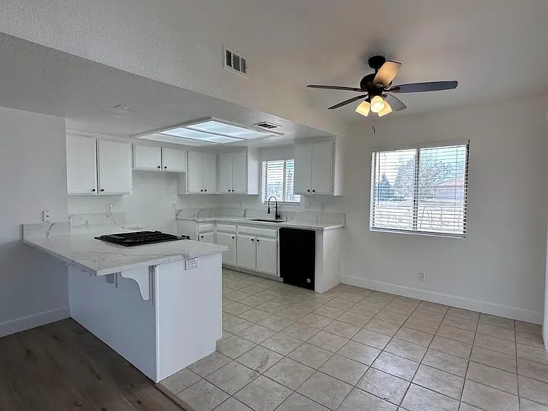 21134 Multnomah Rd — Photo 5