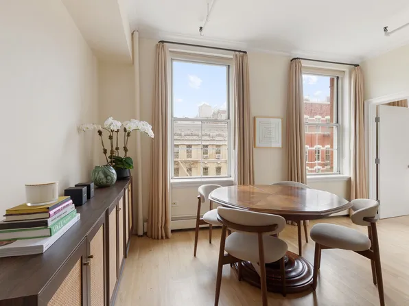 426 West Broadway image 4 of 9