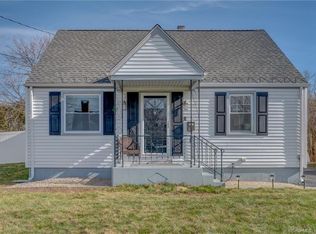 31 Macarthur Rd, Plainville, CT 06062