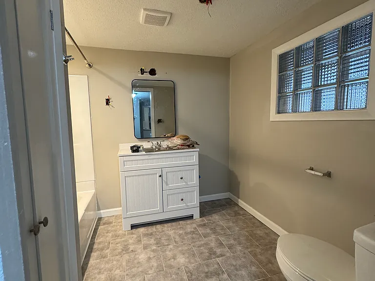 11491 Oak Rd #1 — Photo 7