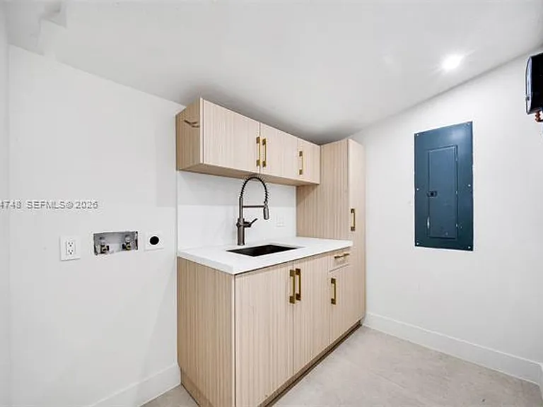 899 NE 71st St #899 — Photo 35