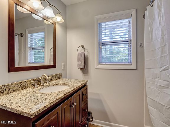 2nd image of 3405 Chalmers Dr