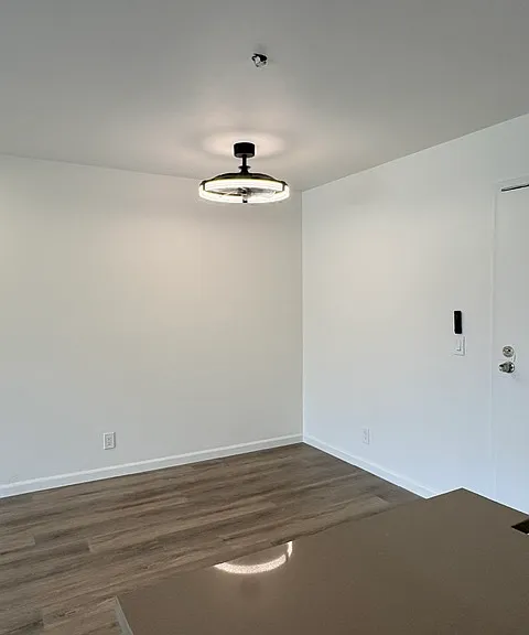 700 W 3rd St #A215 — Photo 8