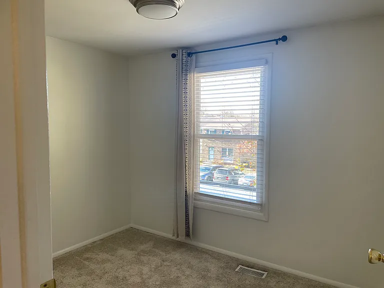 5523 Inverness Woods Ct — Photo 12