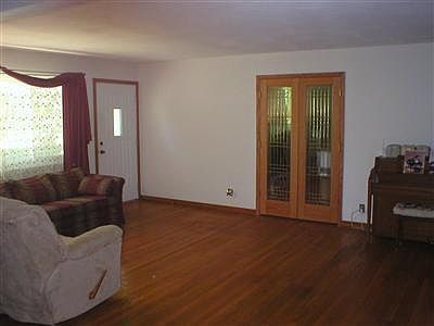 4th image of 1031 Wenrick Dr