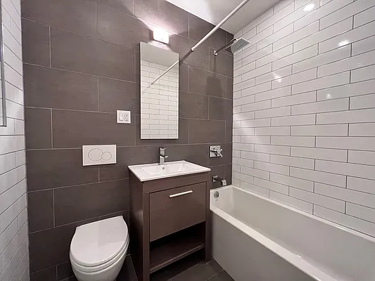 Rented by EXR | media 26