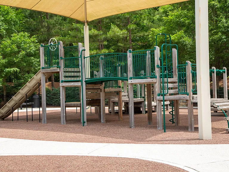Walton Lakes — Photo 15