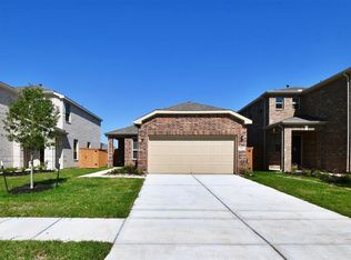 21226 Harbor Shore Dr, Cypress, TX 77433