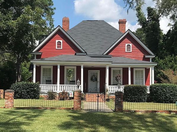 14 Kibbee St